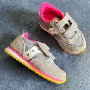 Saucony Kids' Gray and Pink Shoes